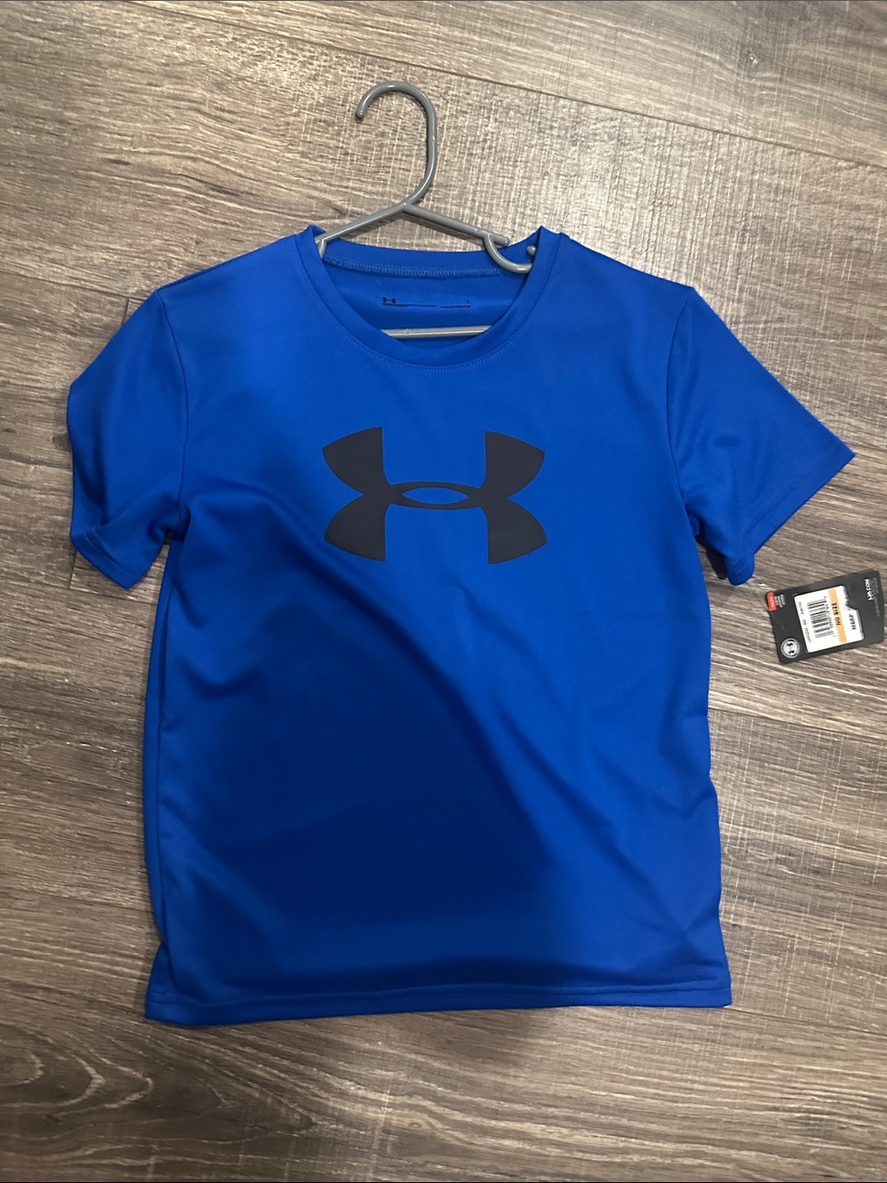 NWTs Under Armour Youth 7 Blue Short Sleeve shirt